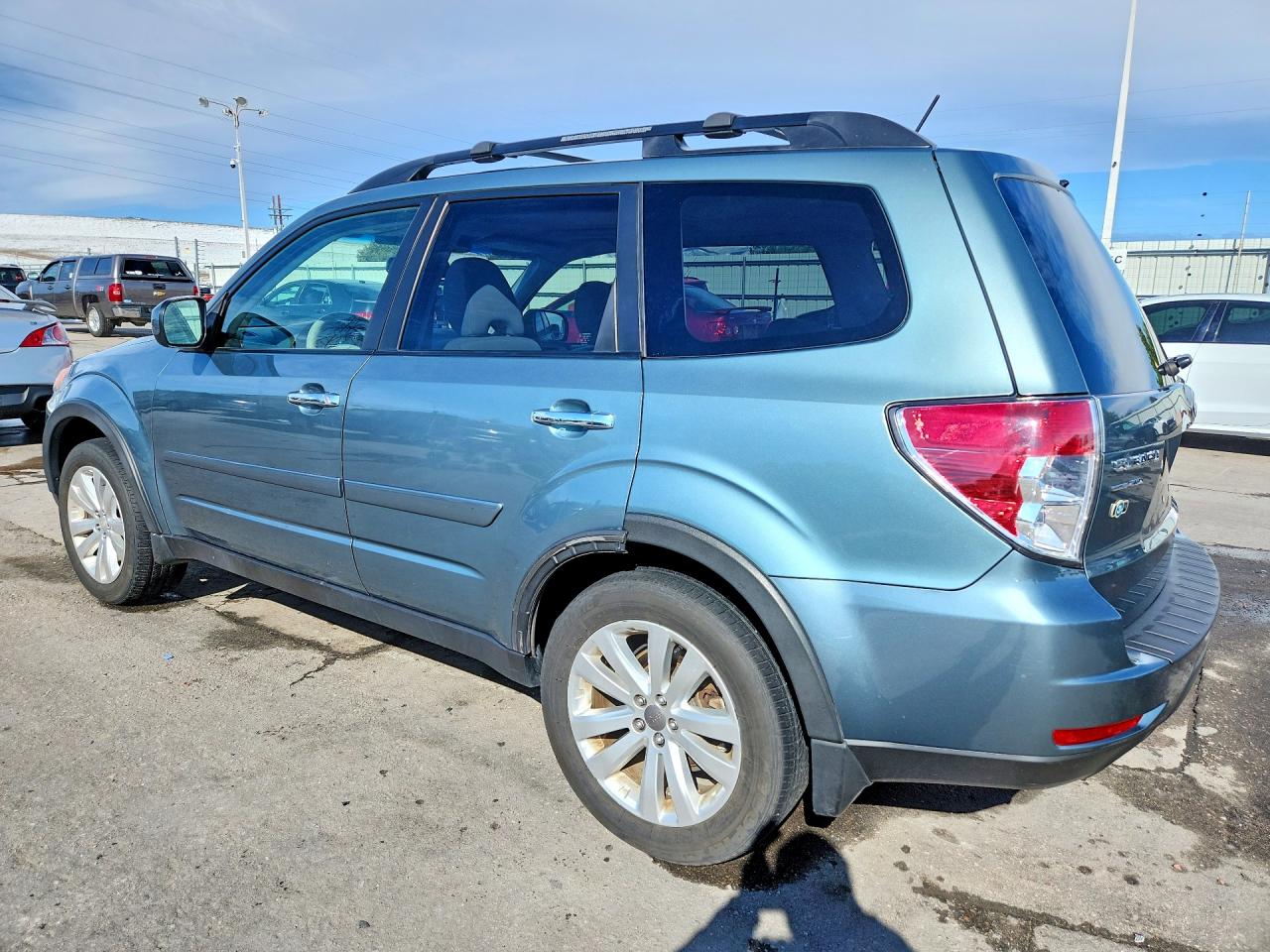 2011 SUBARU FORESTER 2.5X PREMIUM photo 4
