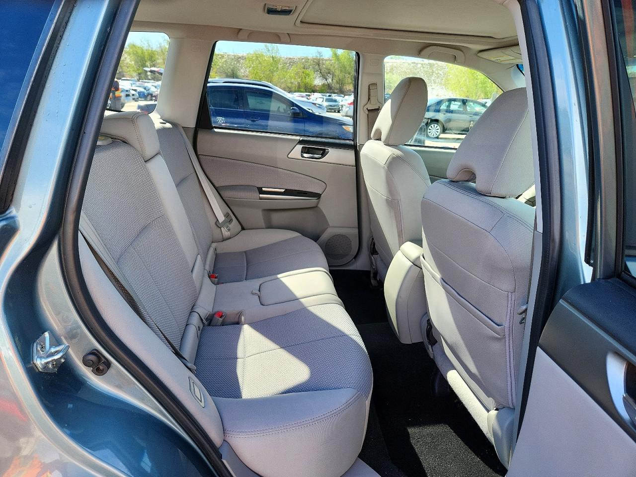 2011 SUBARU FORESTER 2.5X PREMIUM photo 31
