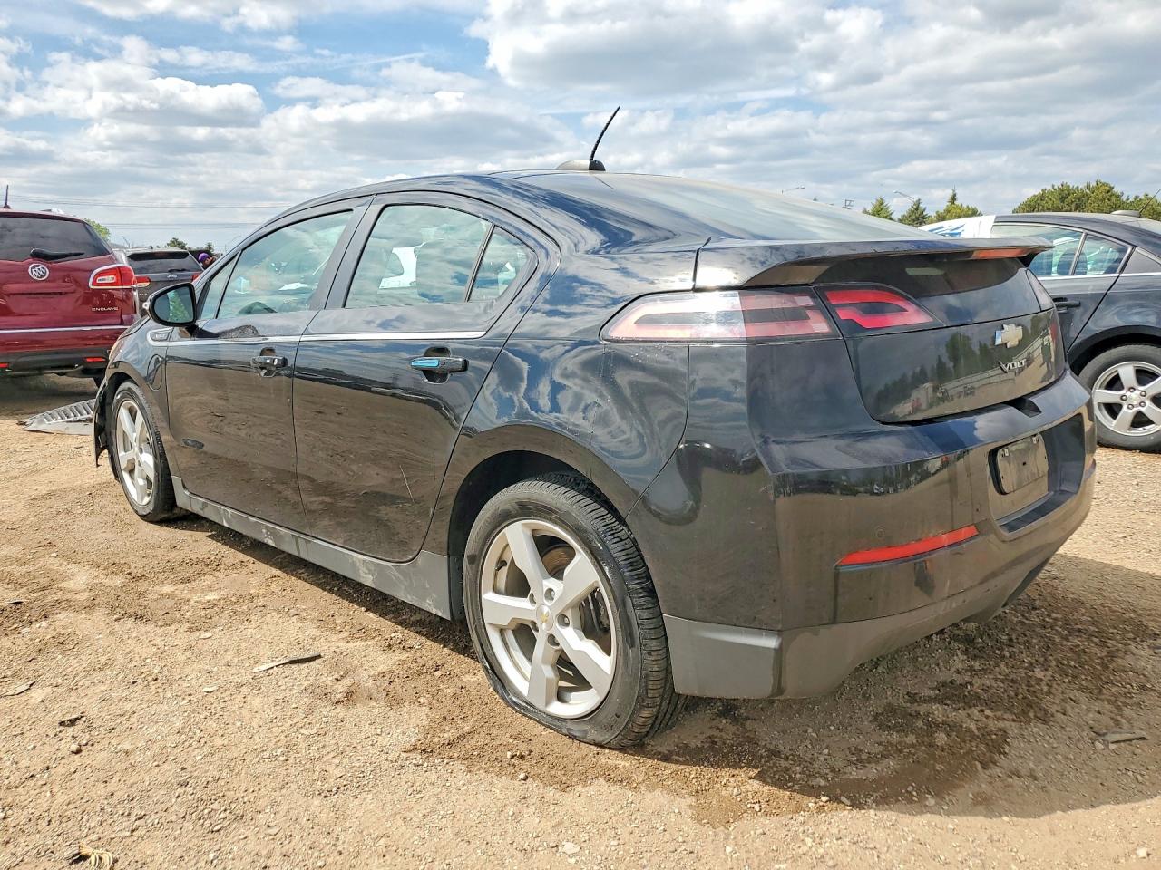 2015 CHEVROLET VOLT photo 3