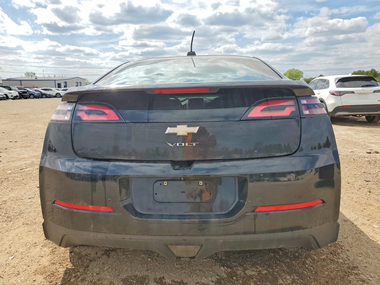 2015 CHEVROLET VOLT photo 11