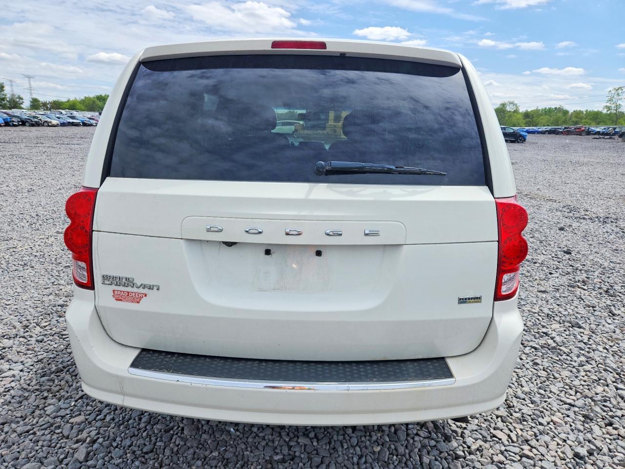 2013 DODGE GRAND CARAVAN SXT photo 16