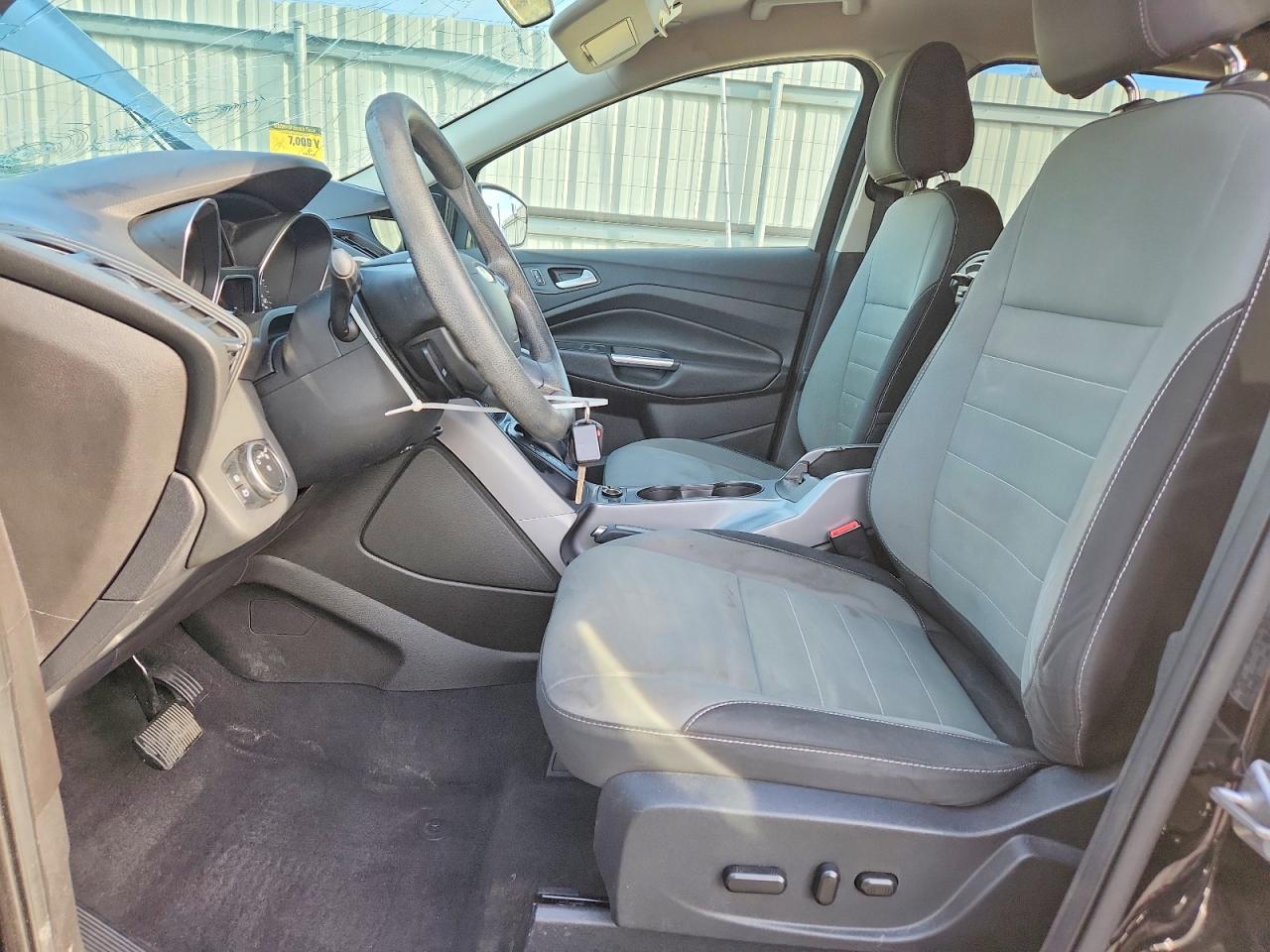 2016 FORD ESCAPE SE photo 13