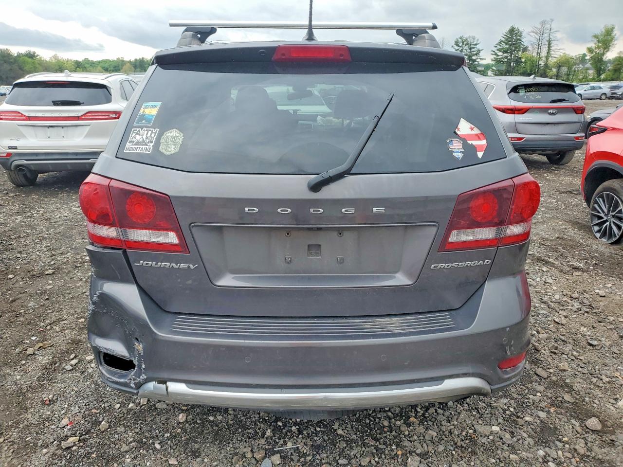 2018 DODGE JOURNEY CROSSROAD photo 16