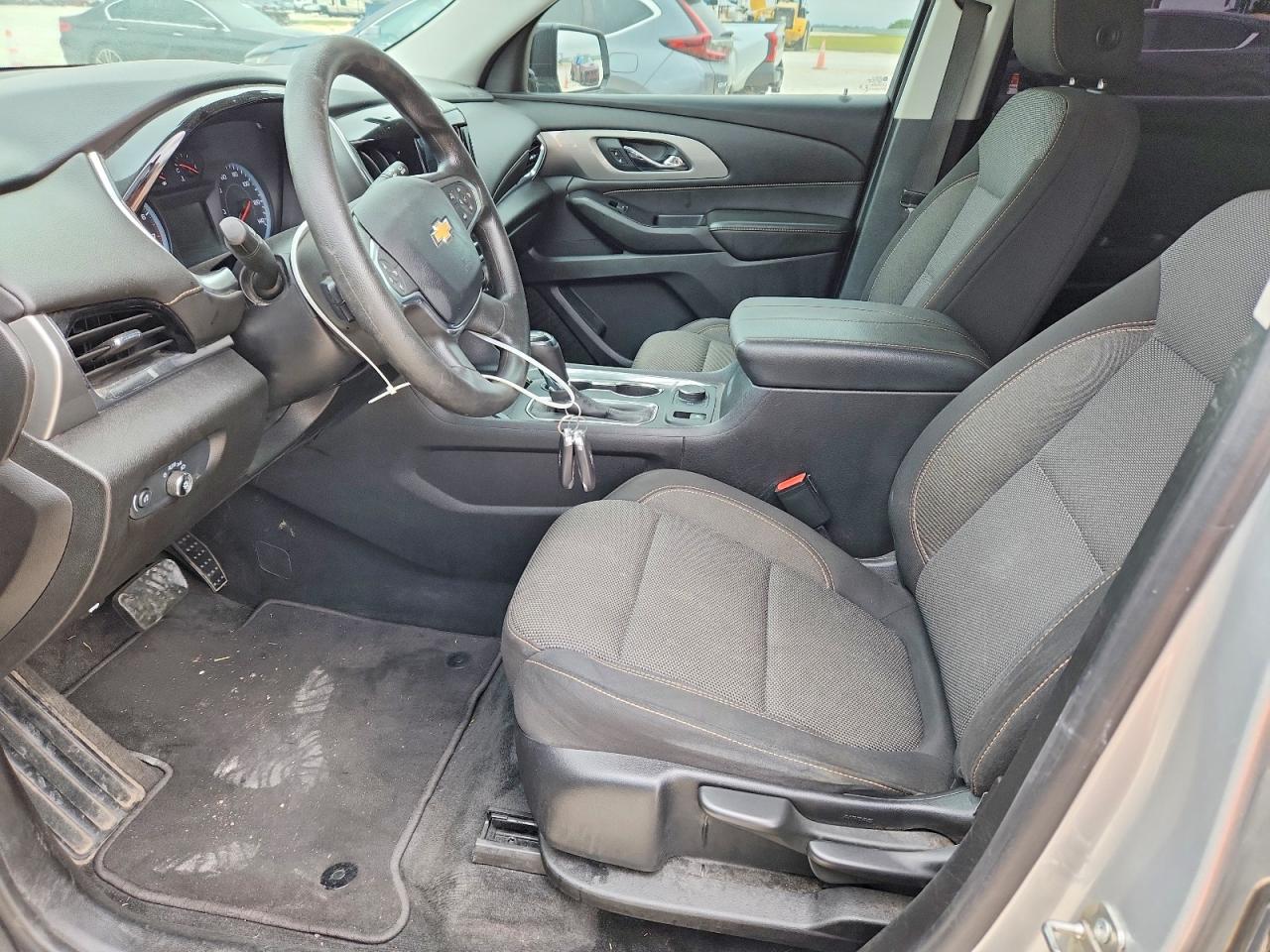 2020 CHEVROLET TRAVERSE LS photo 13