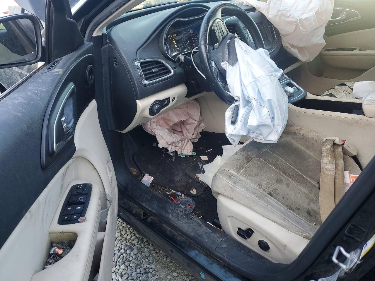 2015 CHRYSLER 200 LIMITED photo 15