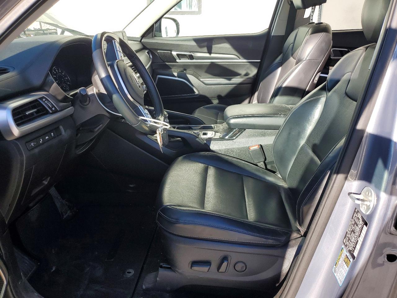 2021 KIA TELLURIDE S photo 13