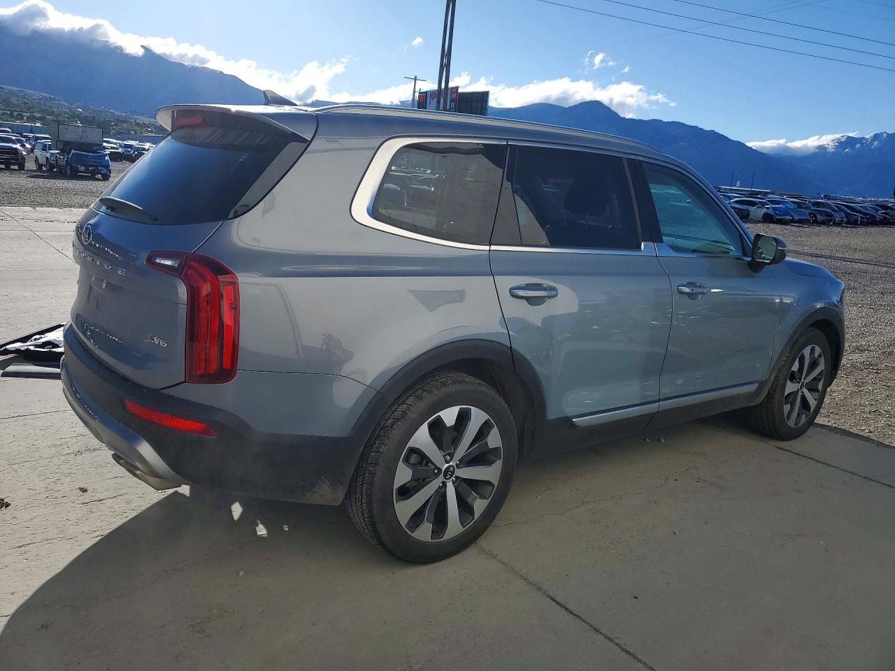 2021 KIA TELLURIDE S photo 5