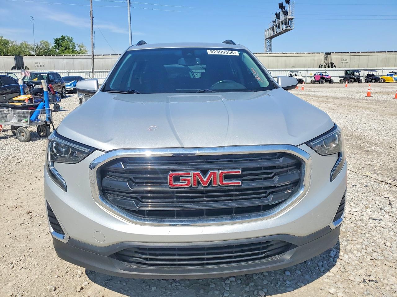 2020 GMC TERRAIN SLE photo 9