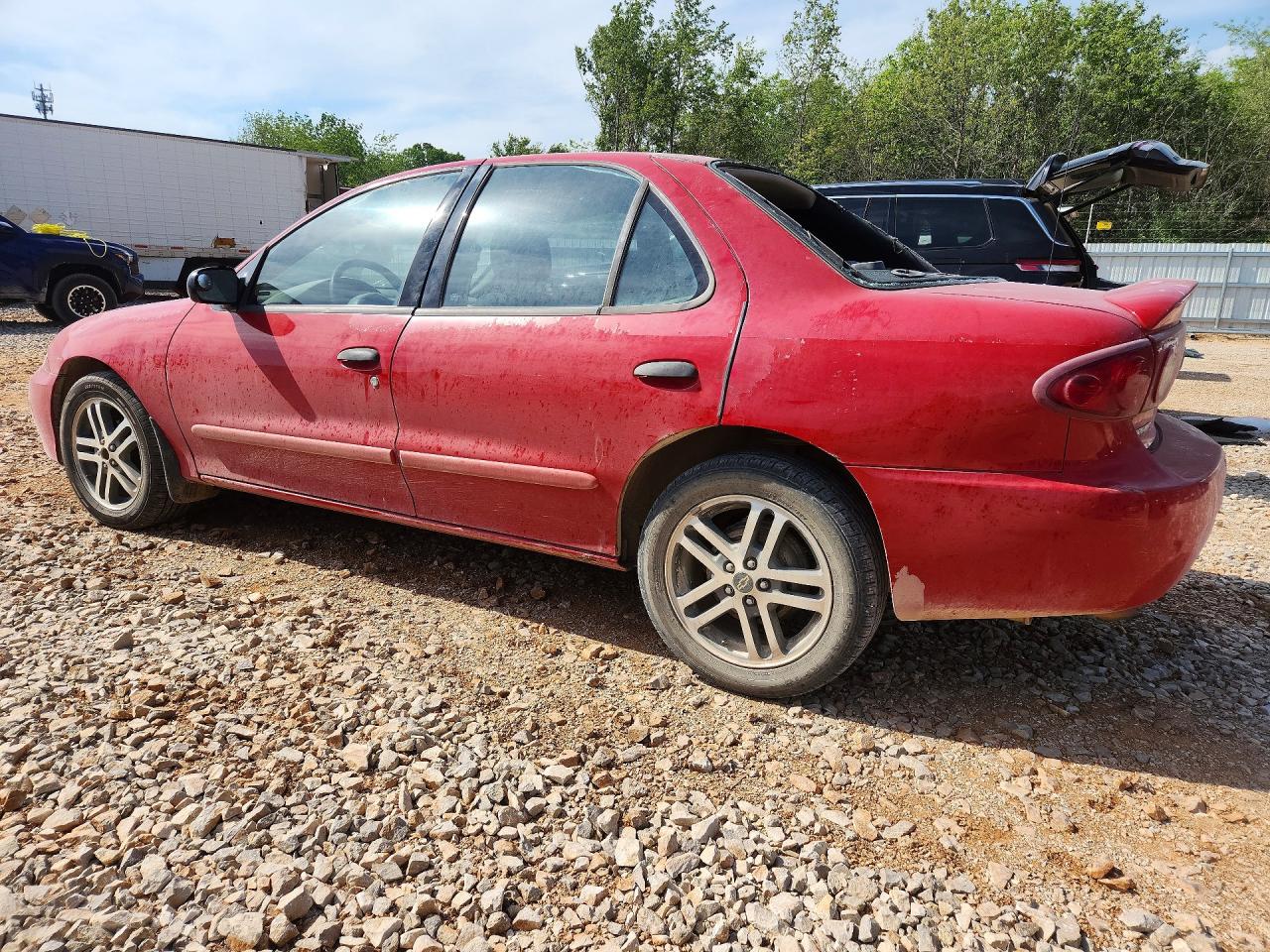 2004 CHEVROLET CAVALIER photo 3