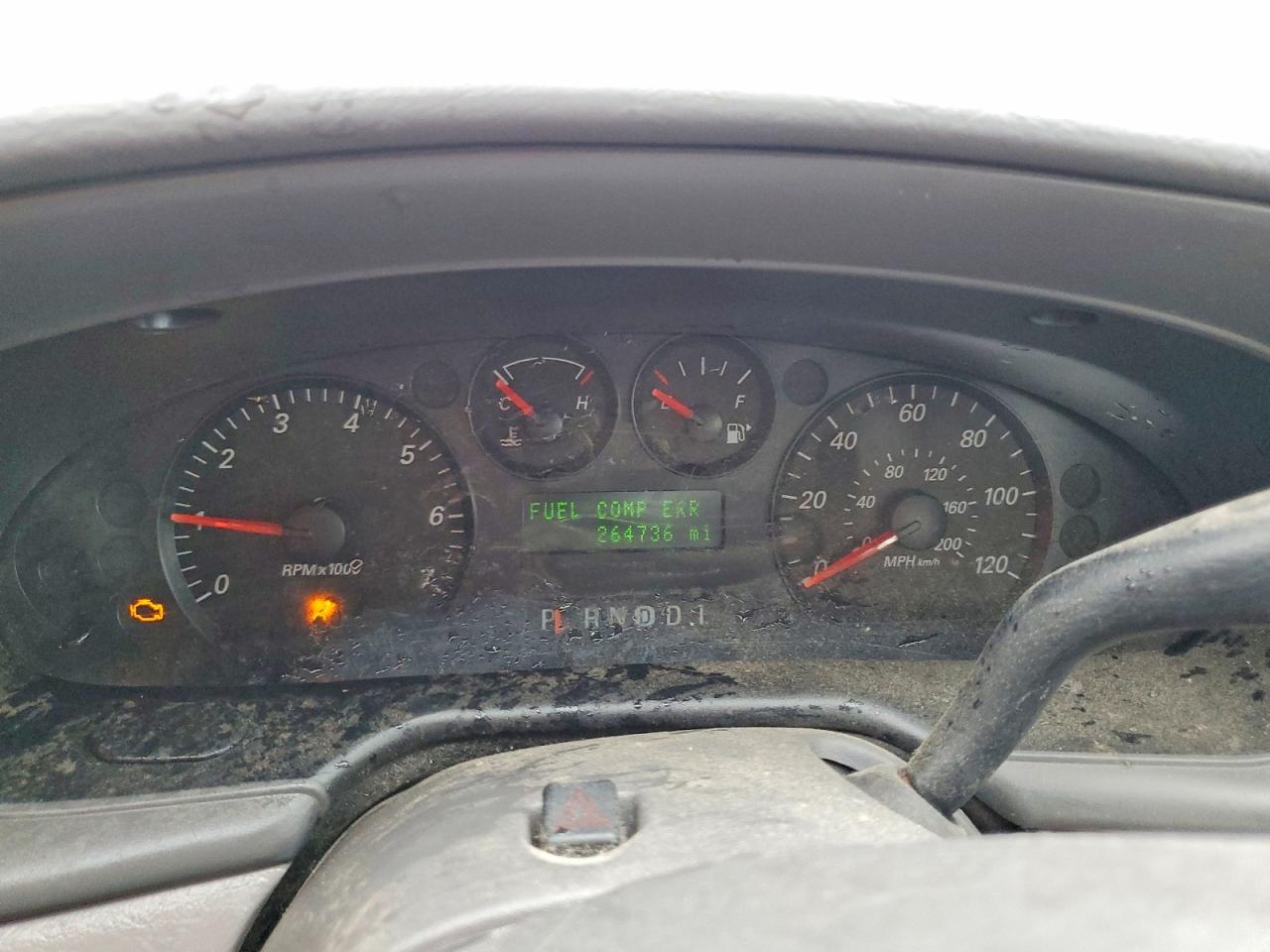 2004 FORD TAURUS LX photo 17