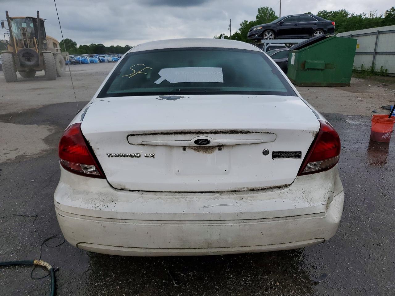 2004 FORD TAURUS LX photo 11