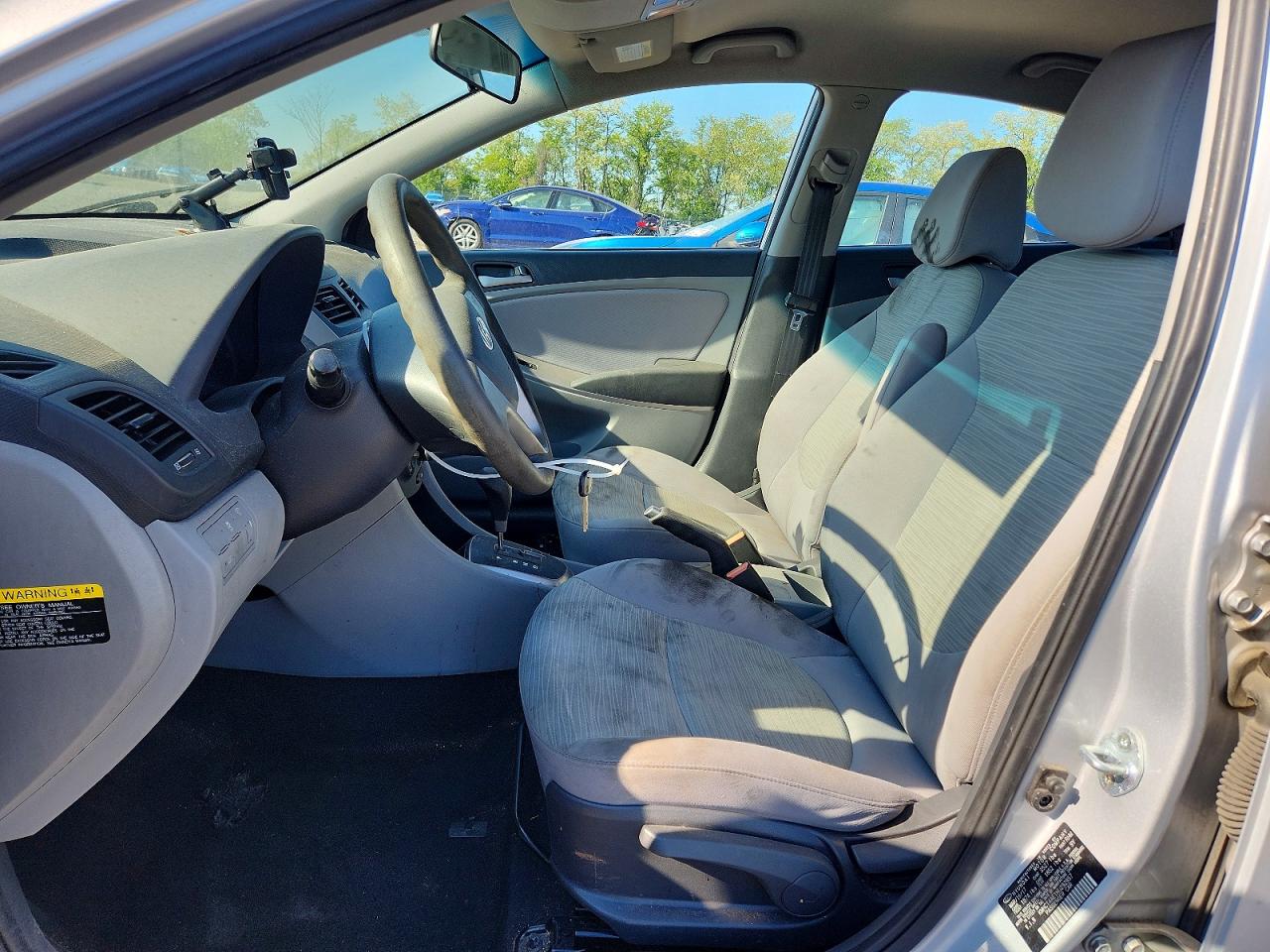 2017 HYUNDAI ACCENT SE photo 13