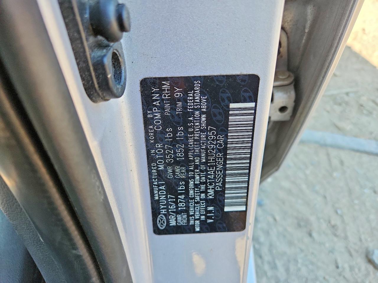 2017 HYUNDAI ACCENT SE photo 23