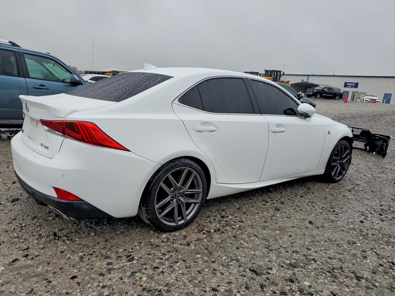 2020 LEXUS IS 300 F SPORT photo 5