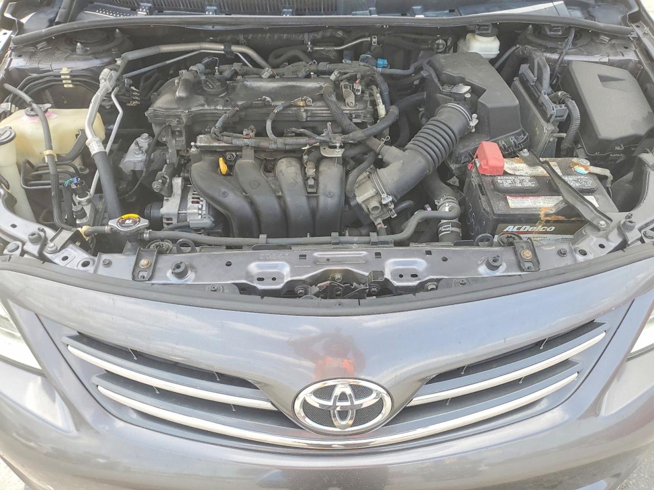 2013 TOYOTA COROLLA LE photo 21