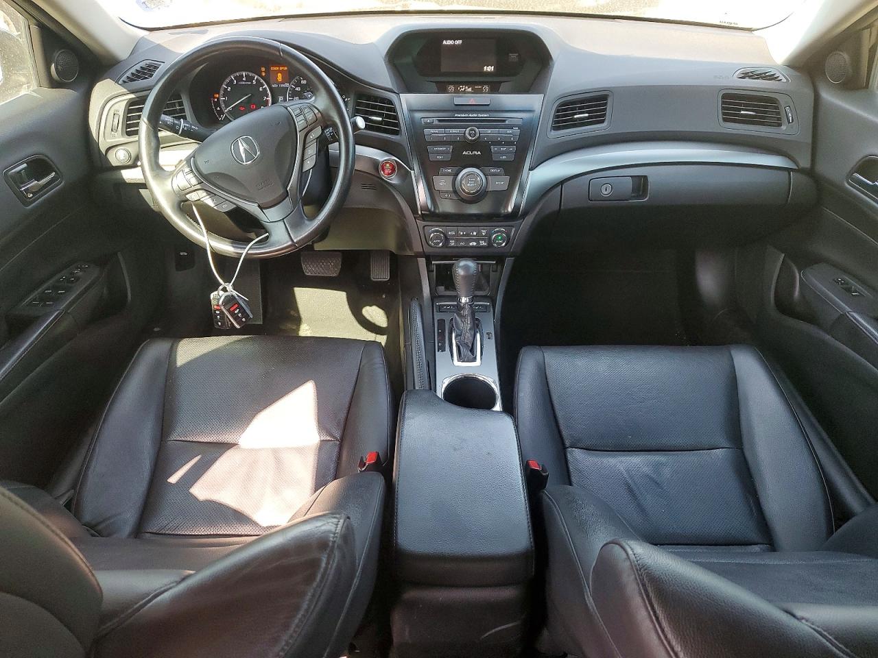 2013 ACURA ILX 20 PREMIUM photo 22
