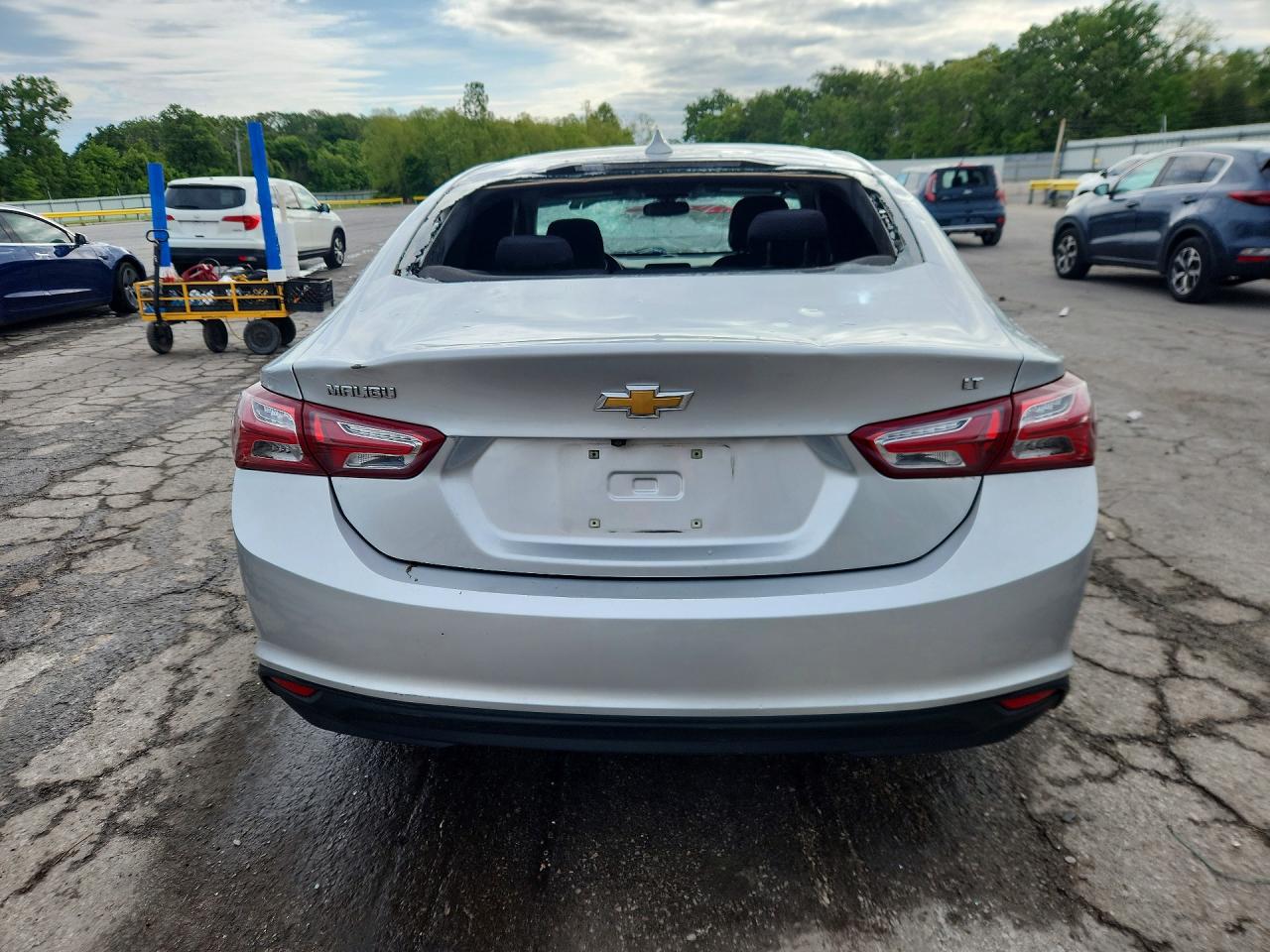 2020 CHEVROLET MALIBU LT photo 6