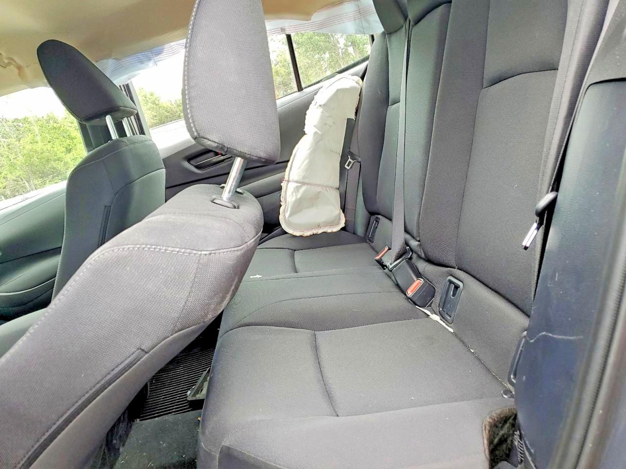 2025 TOYOTA COROLLA LE photo 28