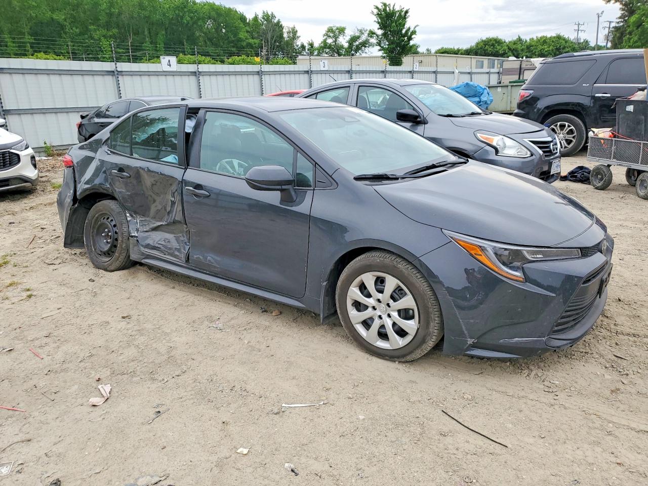 2025 TOYOTA COROLLA LE photo 10