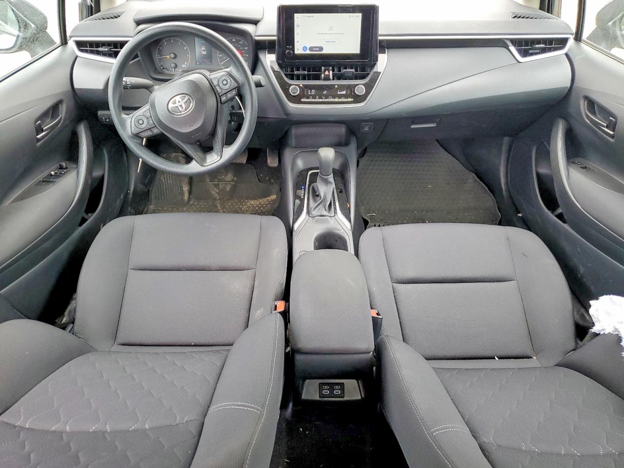 2025 TOYOTA COROLLA LE photo 22