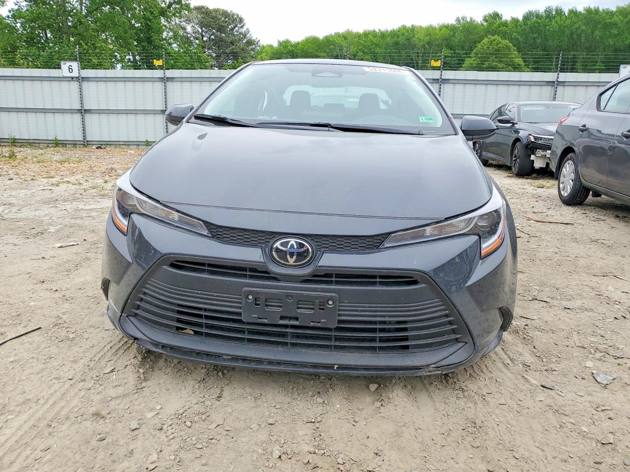 2025 TOYOTA COROLLA LE photo 13