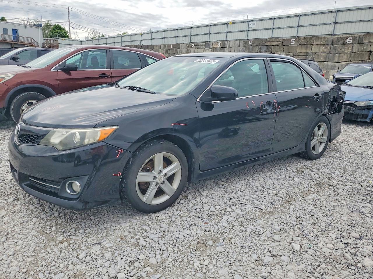 2012 TOYOTA CAMRY