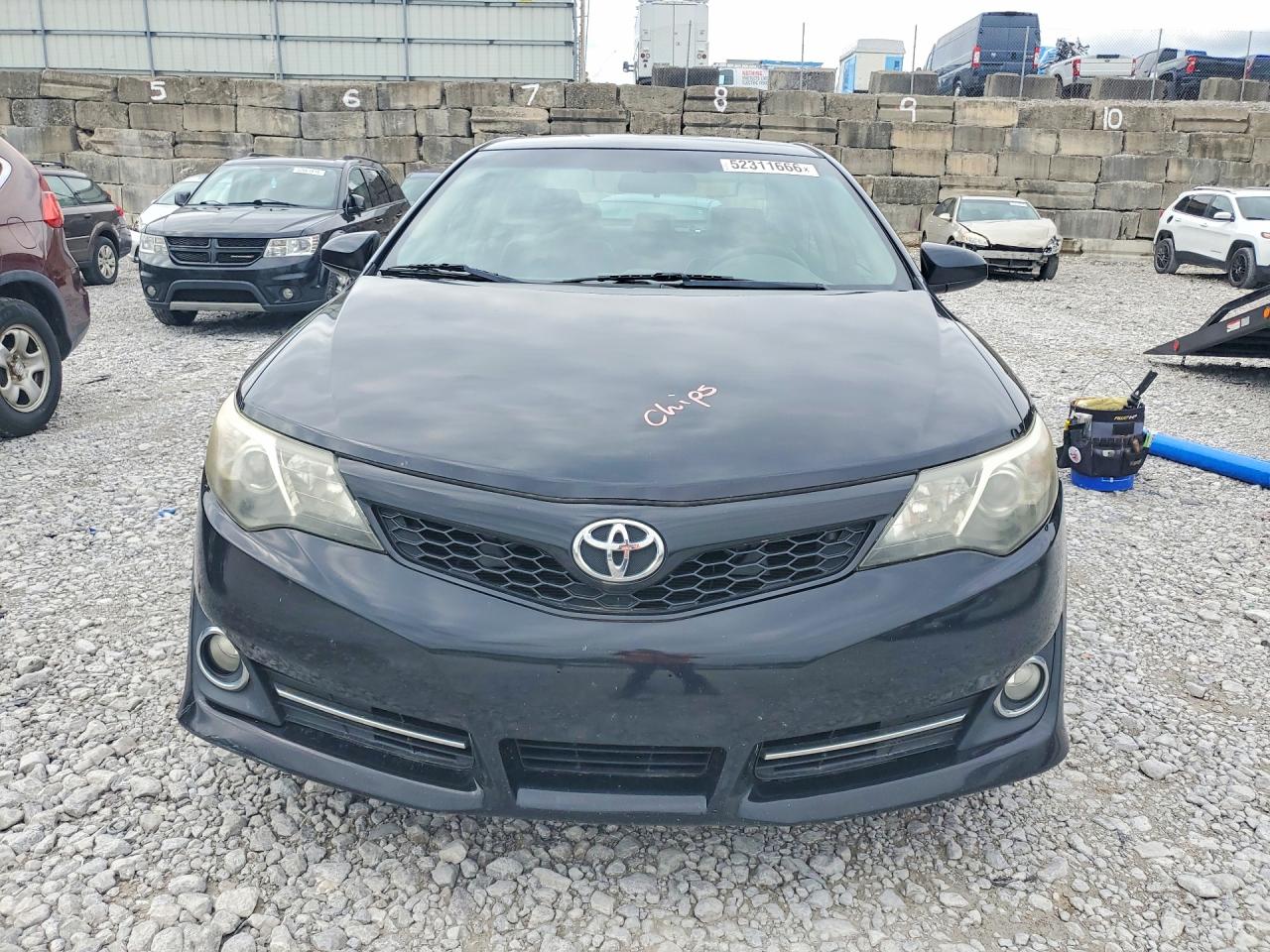 2012 TOYOTA CAMRY SE photo 13