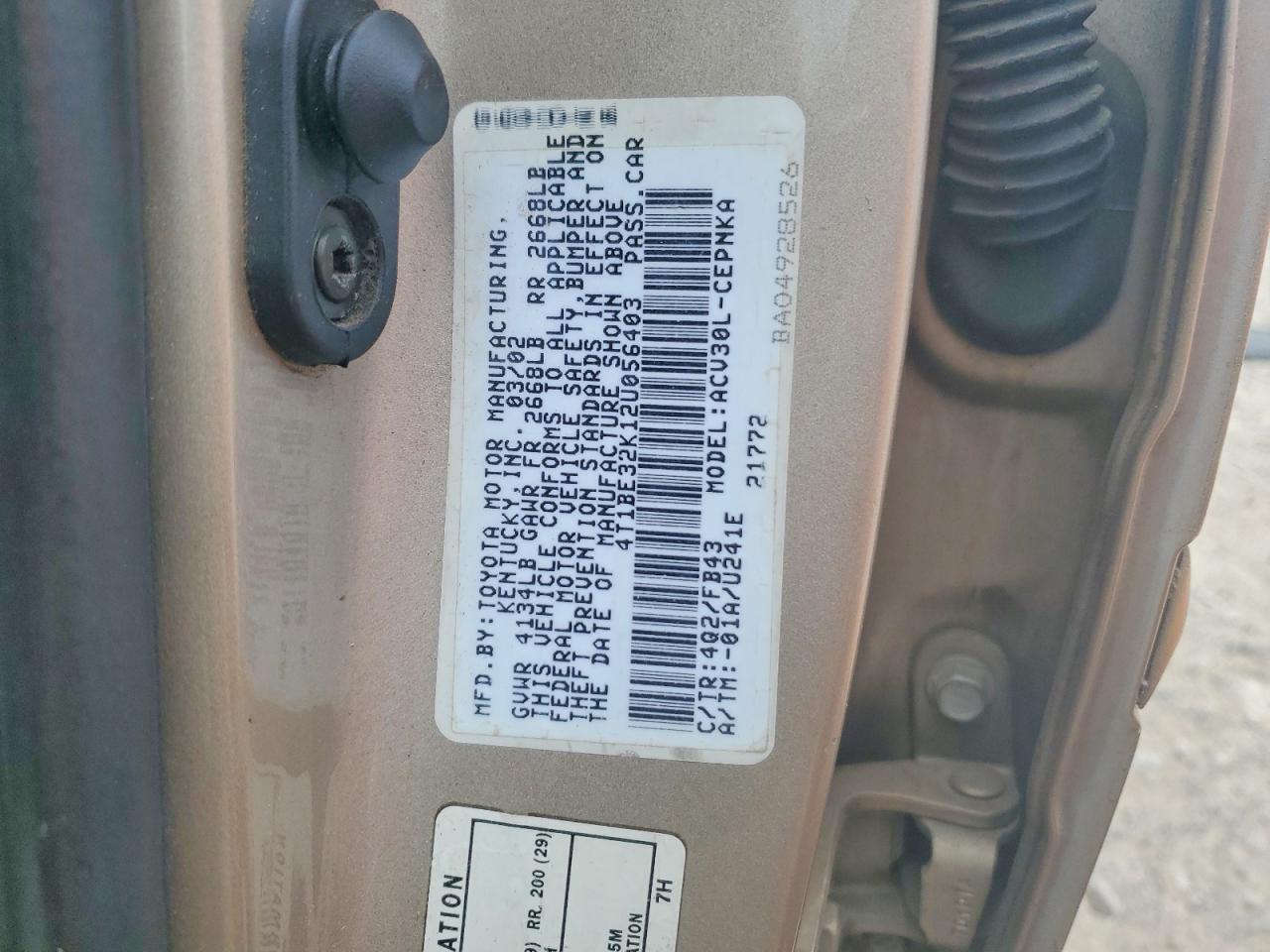 2002 TOYOTA CAMRY LE photo 23