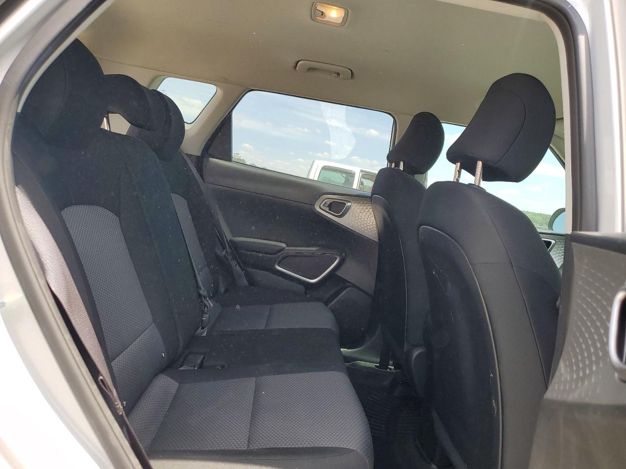 2020 KIA SOUL LX photo 19