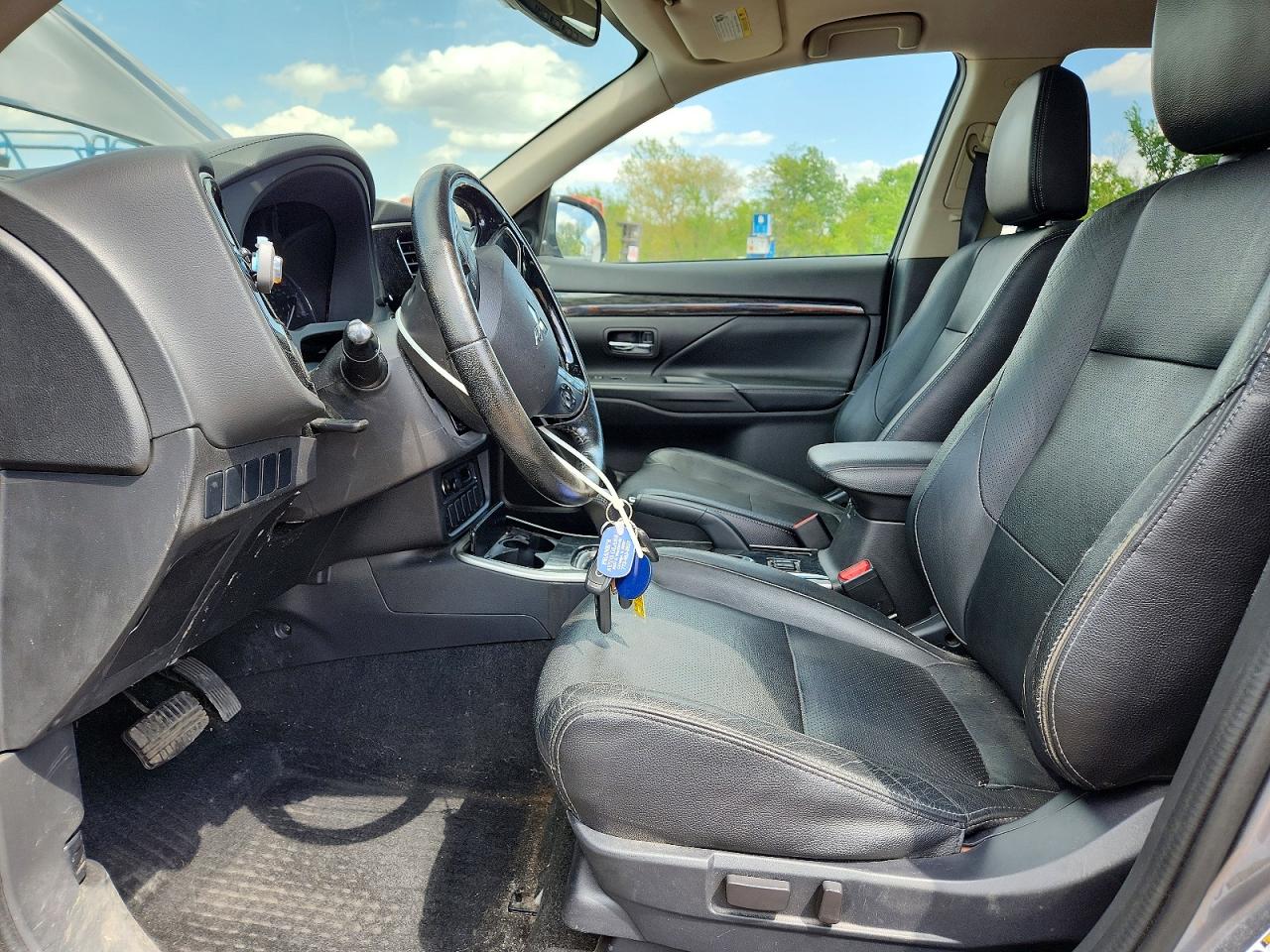 2017 MITSUBISHI OUTLANDER SE photo 19