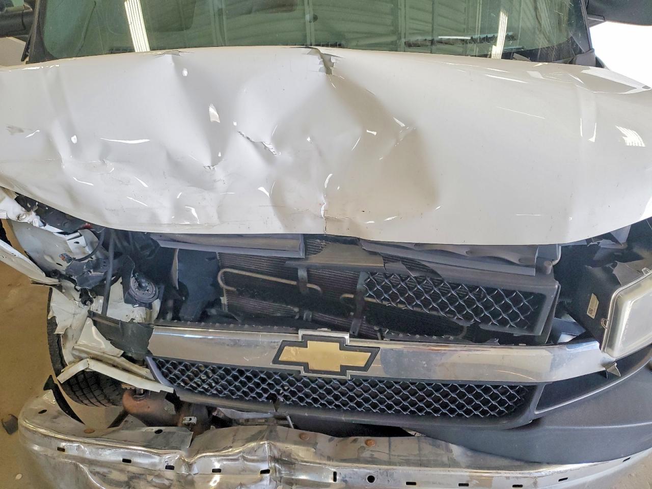 2016 CHEVROLET EXPRESS G3500 LT photo 34