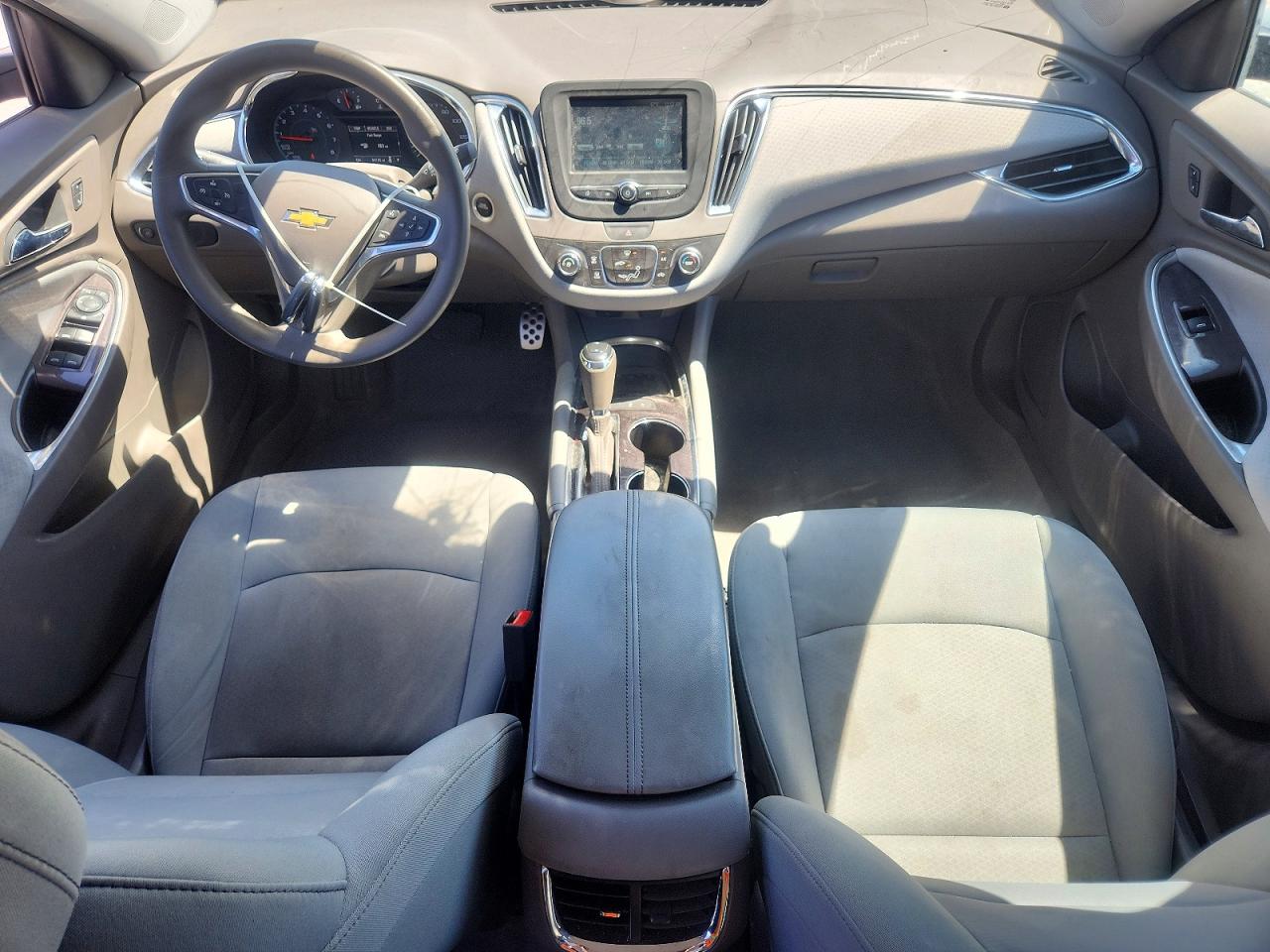 2017 CHEVROLET MALIBU LT photo 15