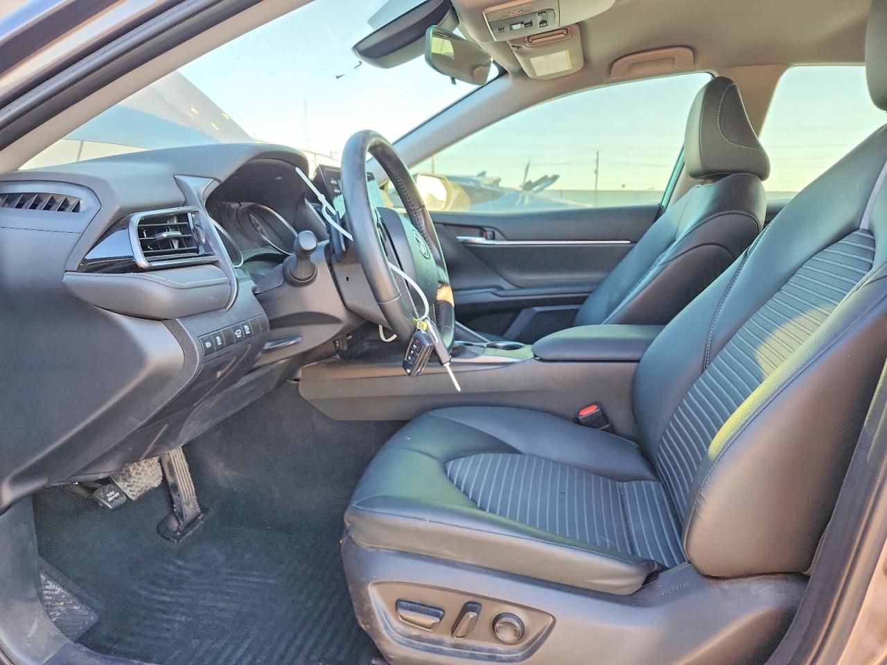 2024 TOYOTA CAMRY SE photo 13