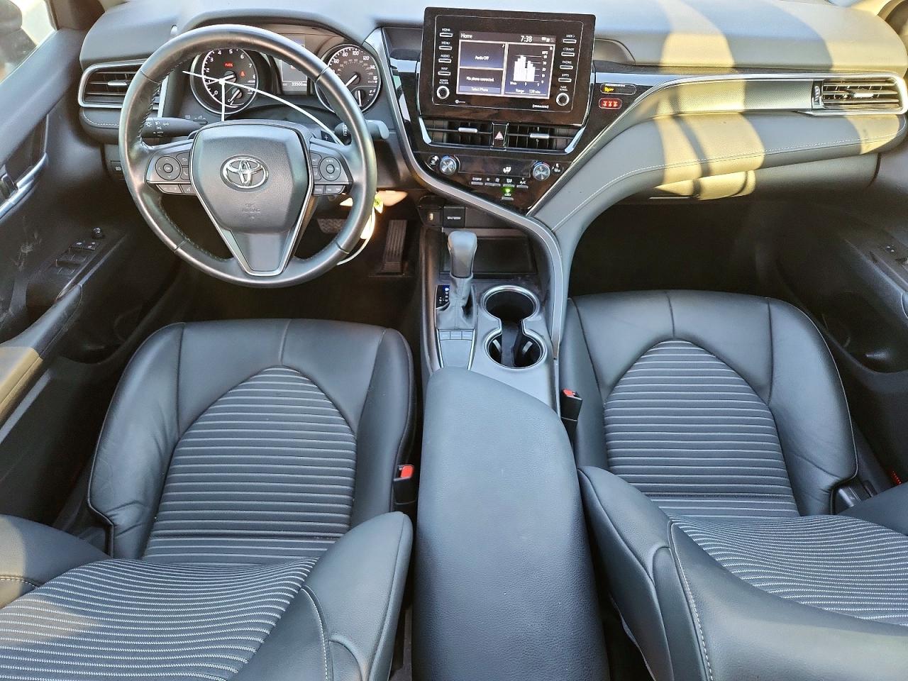 2024 TOYOTA CAMRY SE photo 15