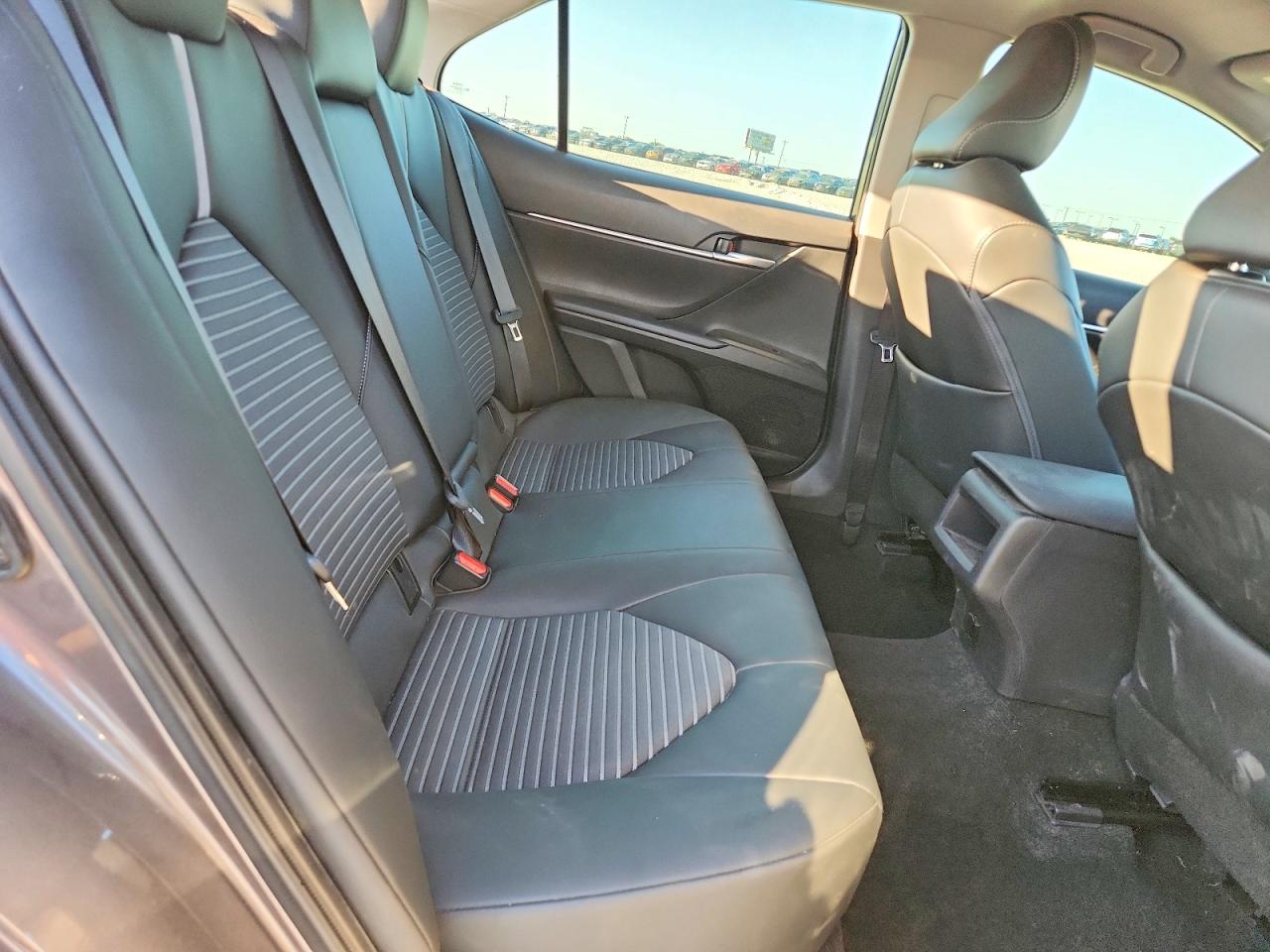2024 TOYOTA CAMRY SE photo 19