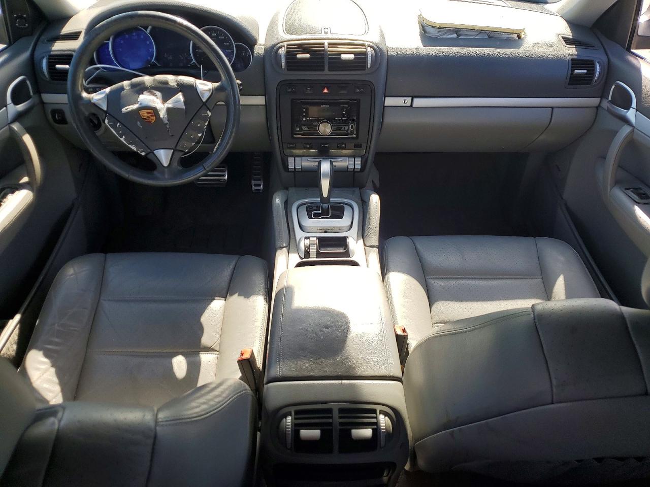 2005 PORSCHE CAYENNE S photo 15