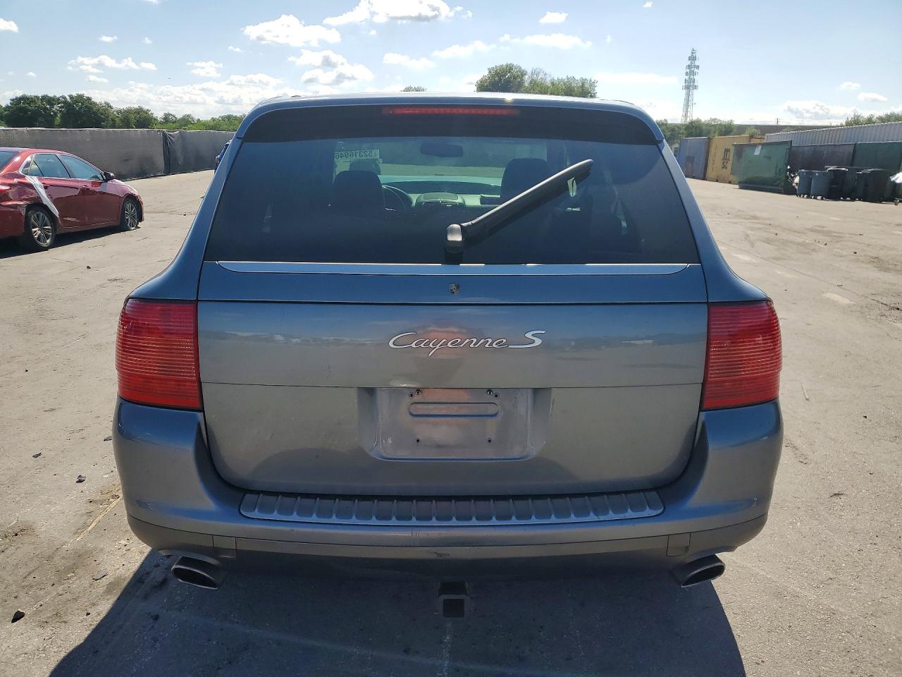2005 PORSCHE CAYENNE S photo 11