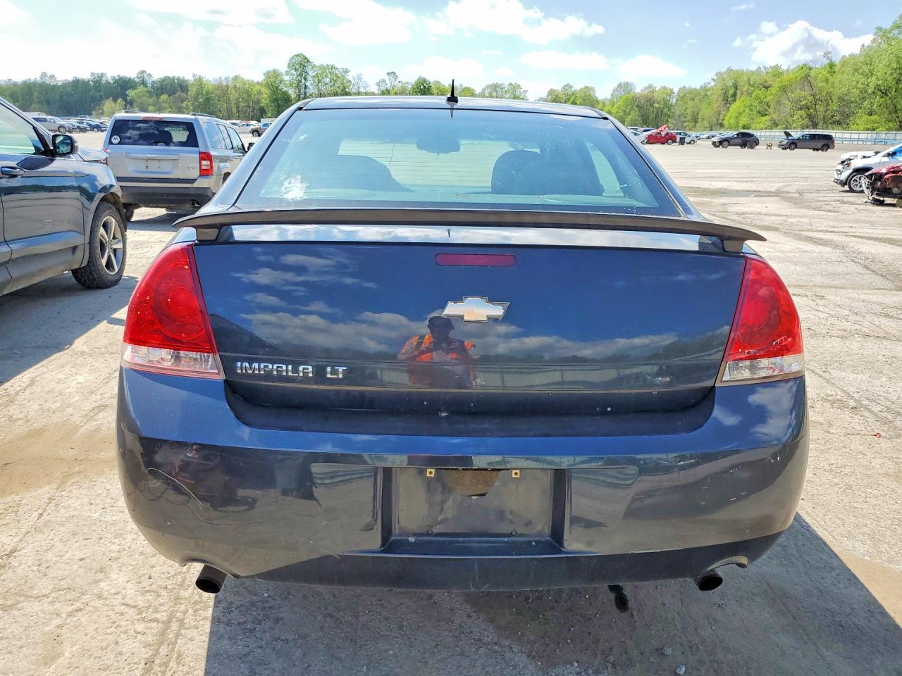 2012 CHEVROLET IMPALA LT photo 11