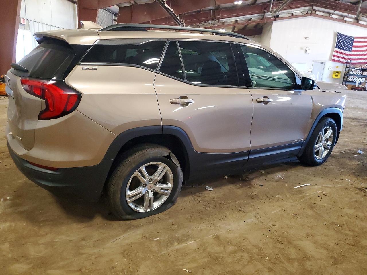 2019 GMC TERRAIN SLE photo 5