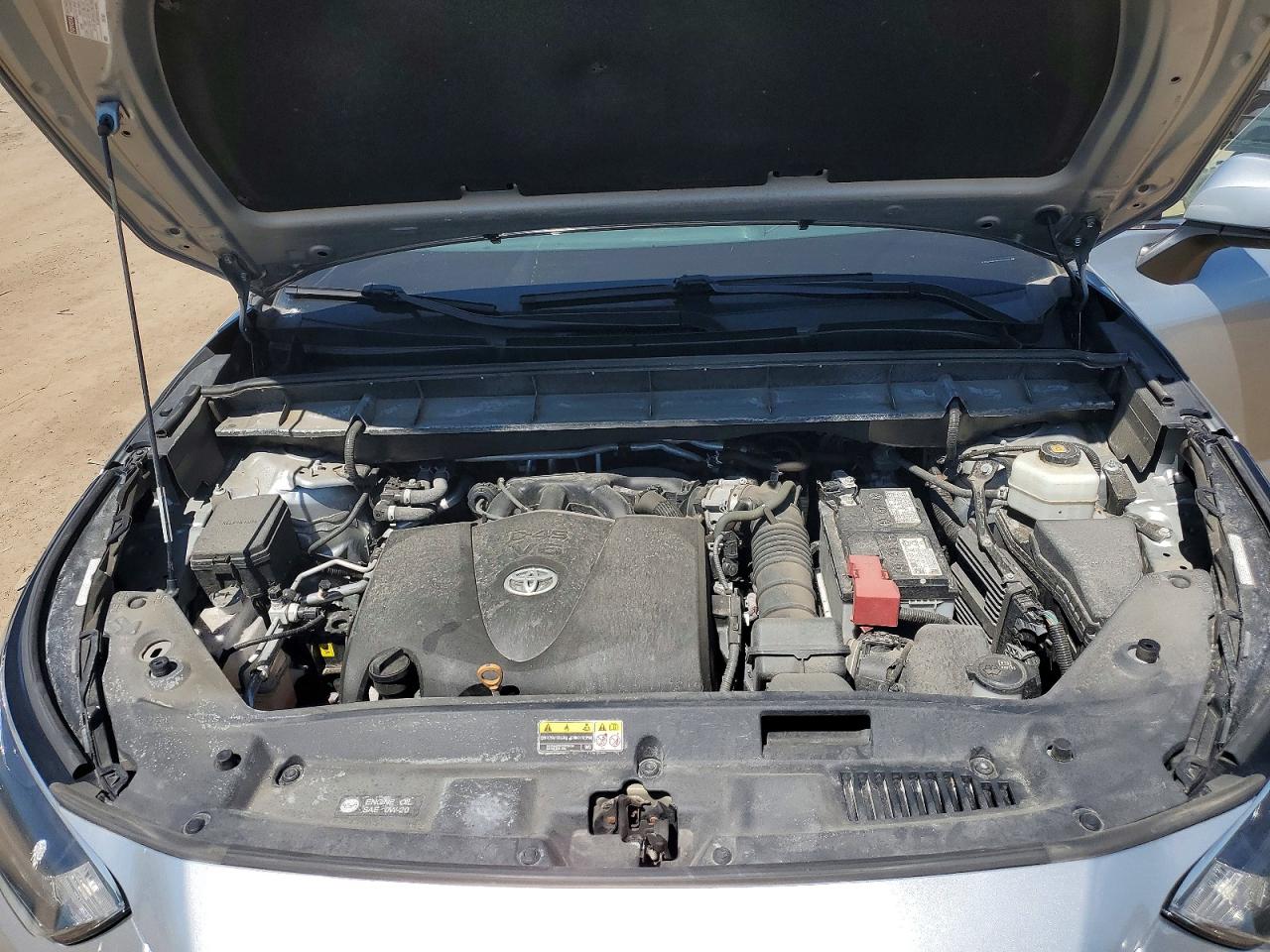 2021 TOYOTA HIGHLANDER XLE photo 23