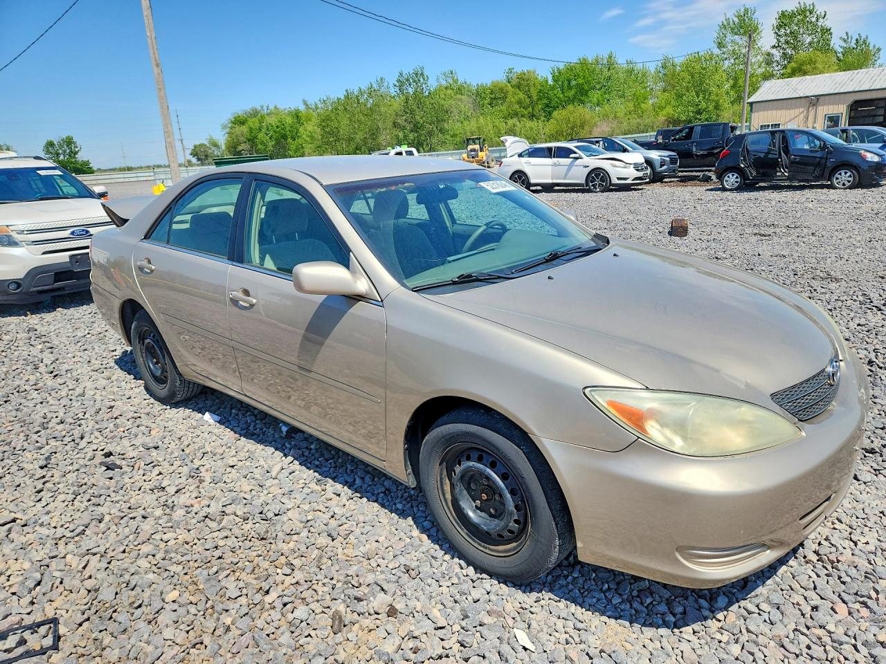 2004 TOYOTA CAMRY LE photo 10