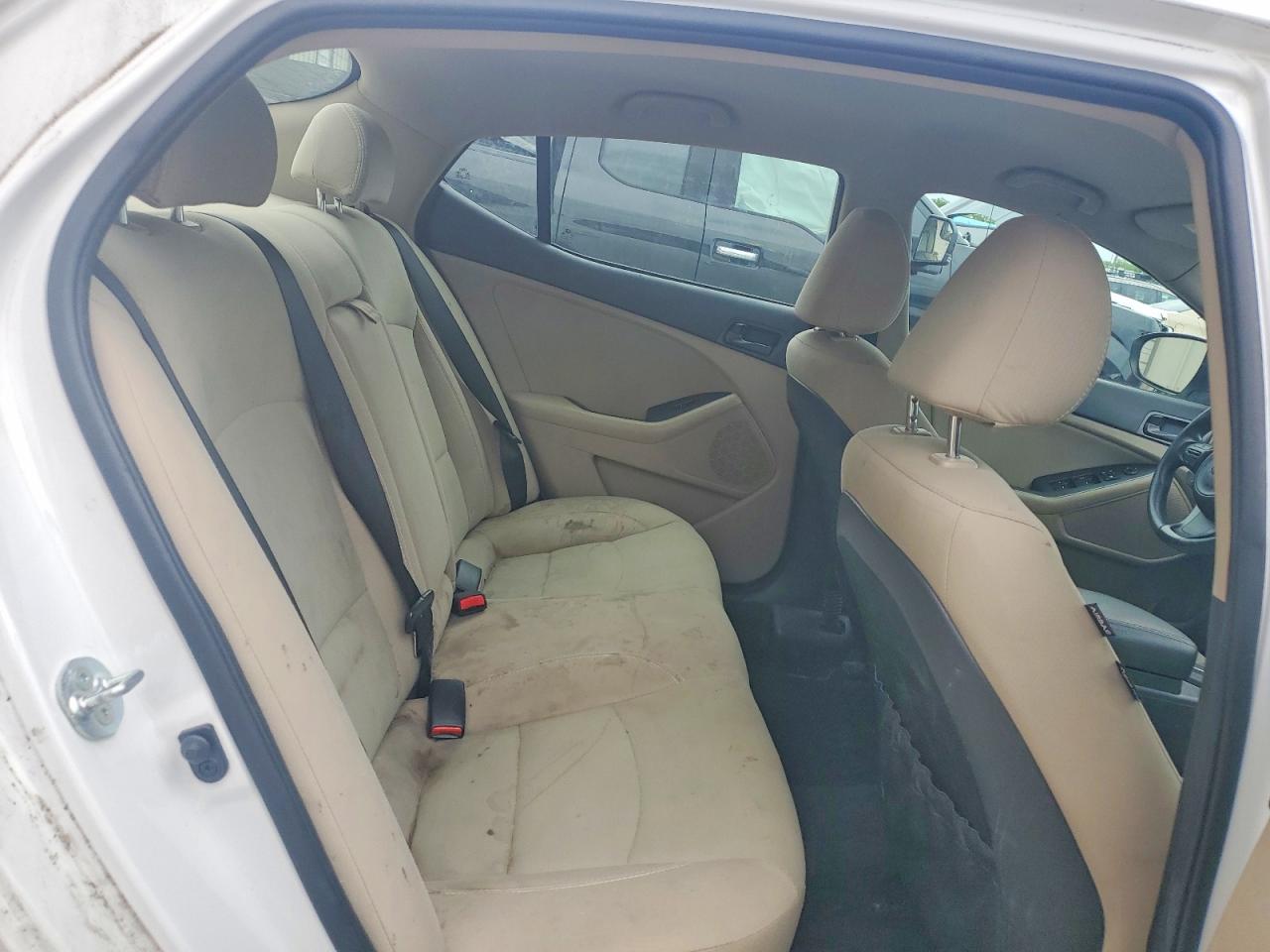 2015 KIA OPTIMA LX photo 10