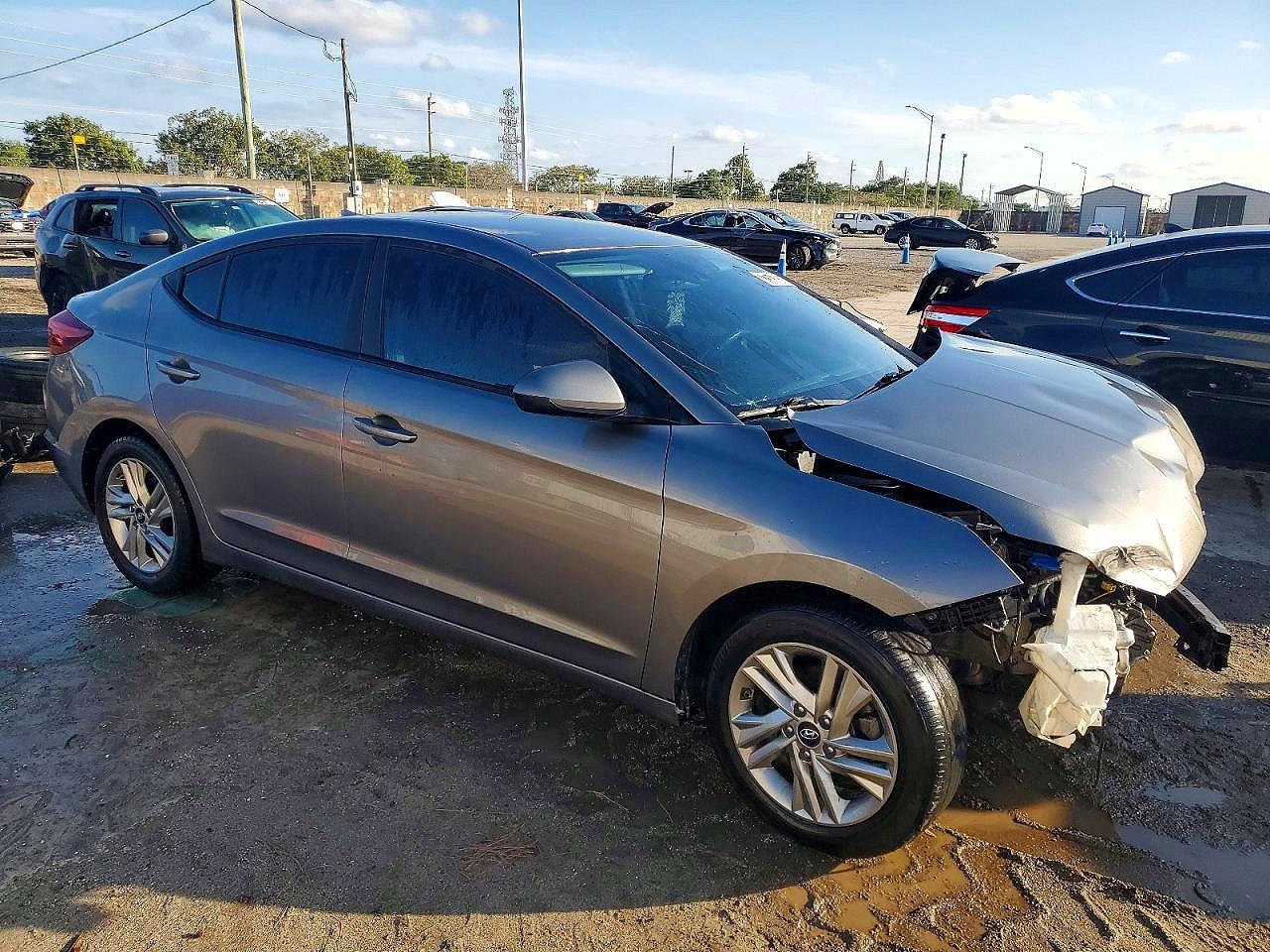 2020 HYUNDAI ELANTRA SEL photo 7