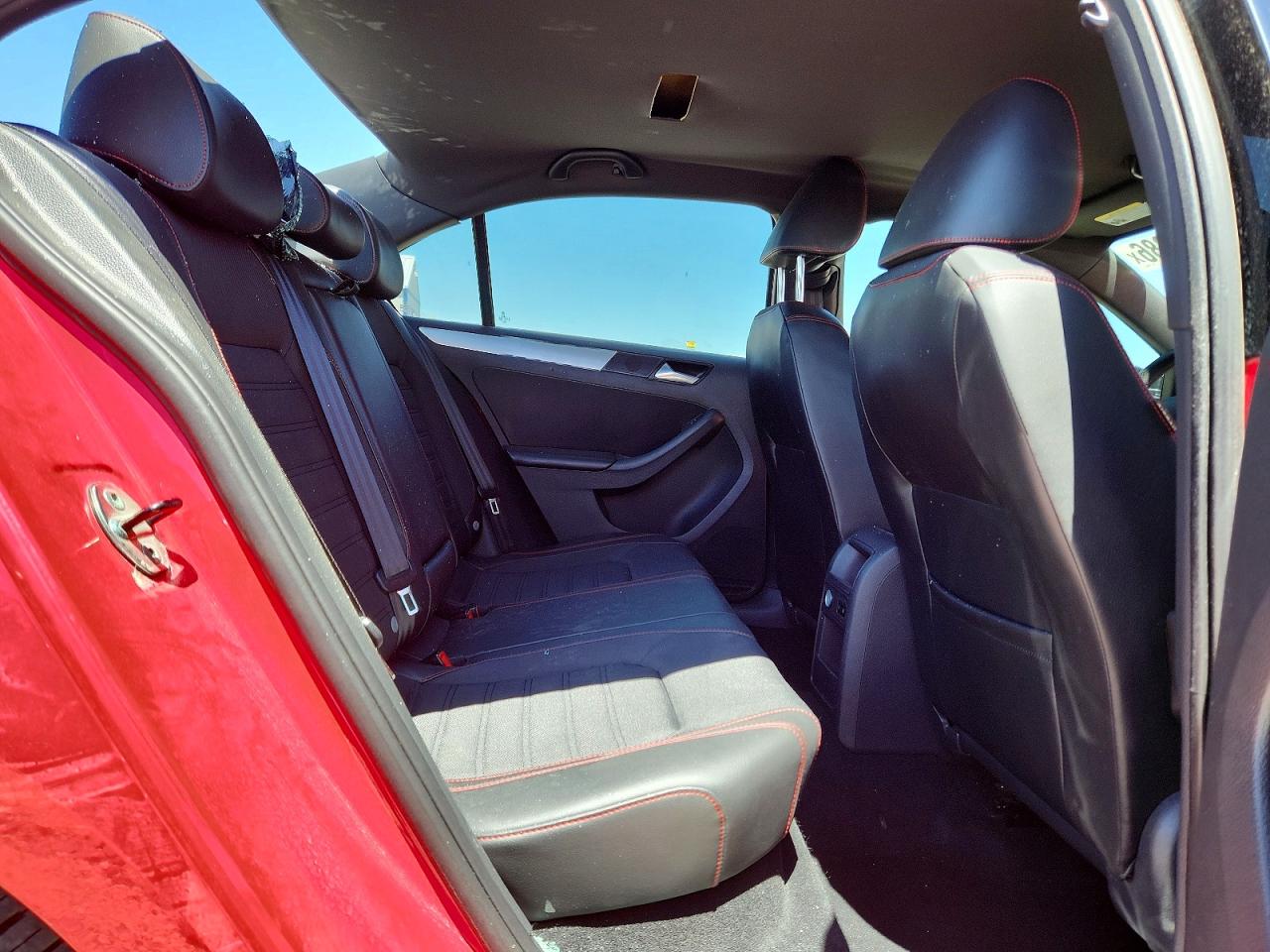 2014 VOLKSWAGEN JETTA GLI photo 10