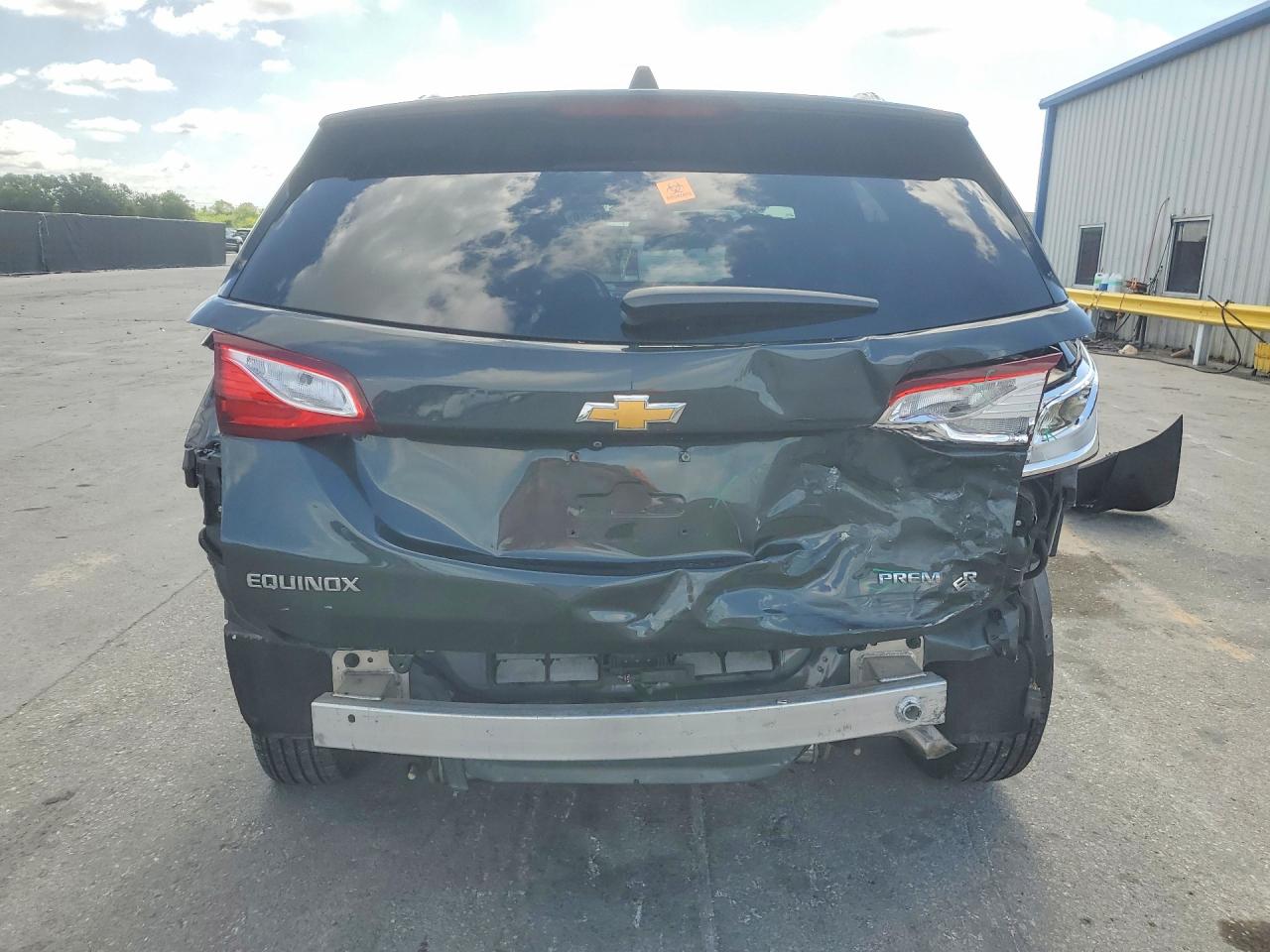 2020 CHEVROLET EQUINOX PREMIER photo 11