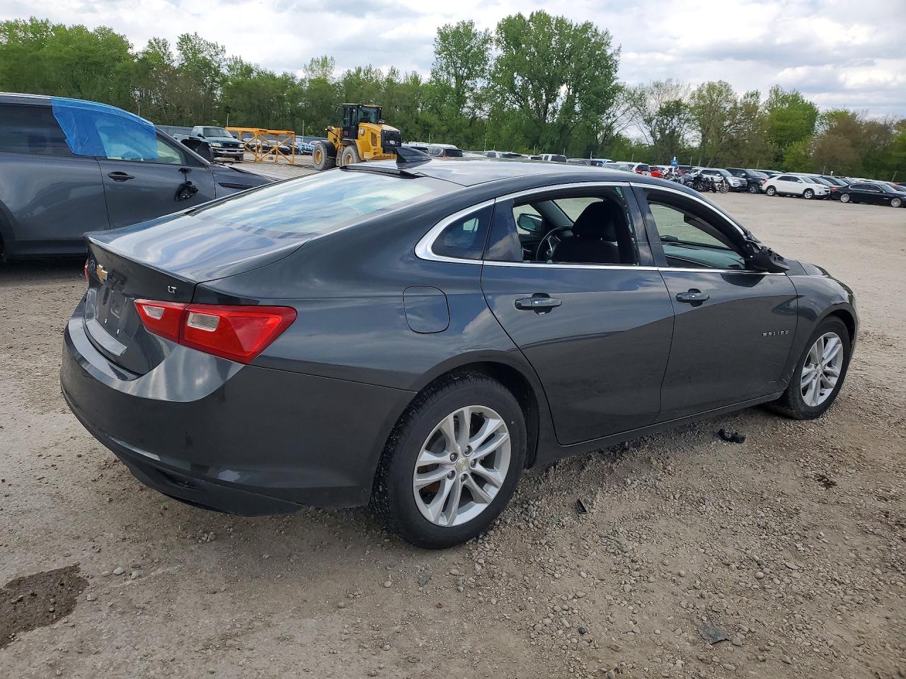 2018 CHEVROLET MALIBU LT photo 5