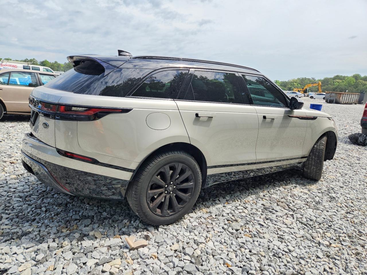 2018 LAND ROVER RANGE ROVER VELAR R-DYNAMIC SE photo 3