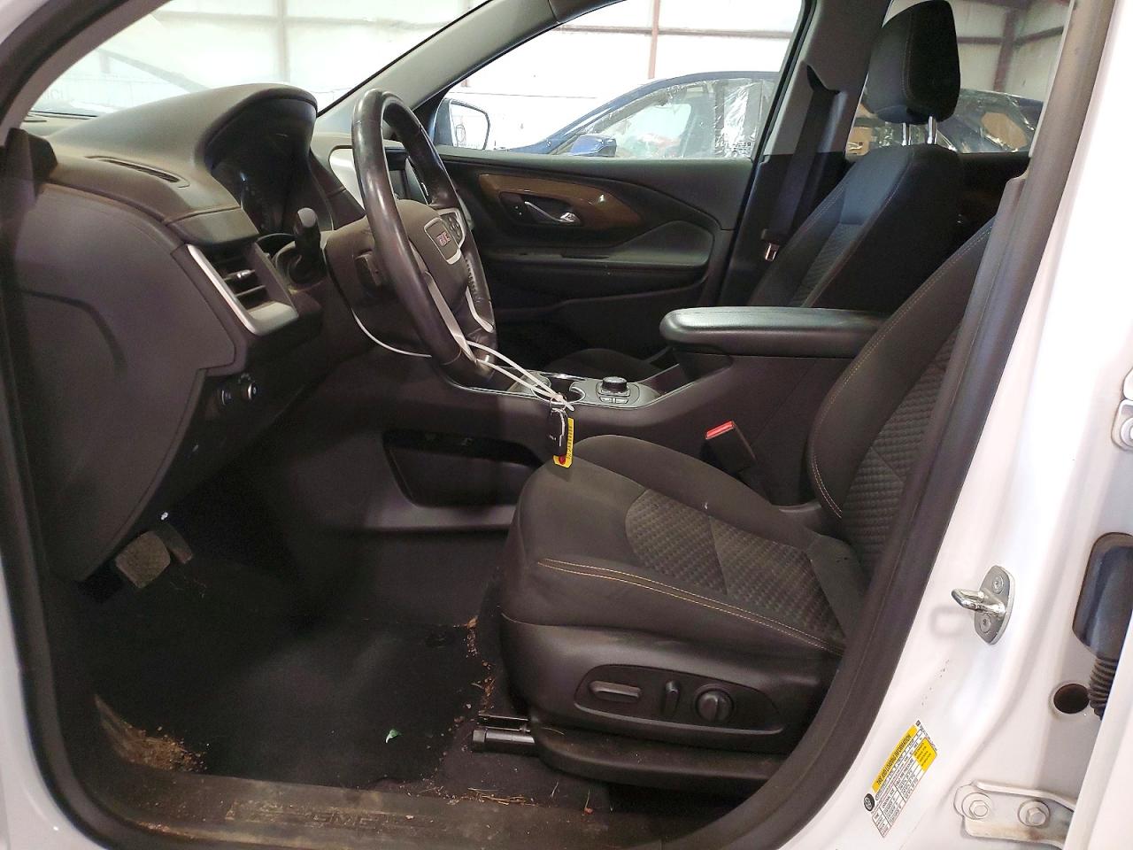 2020 GMC TERRAIN SLE photo 19
