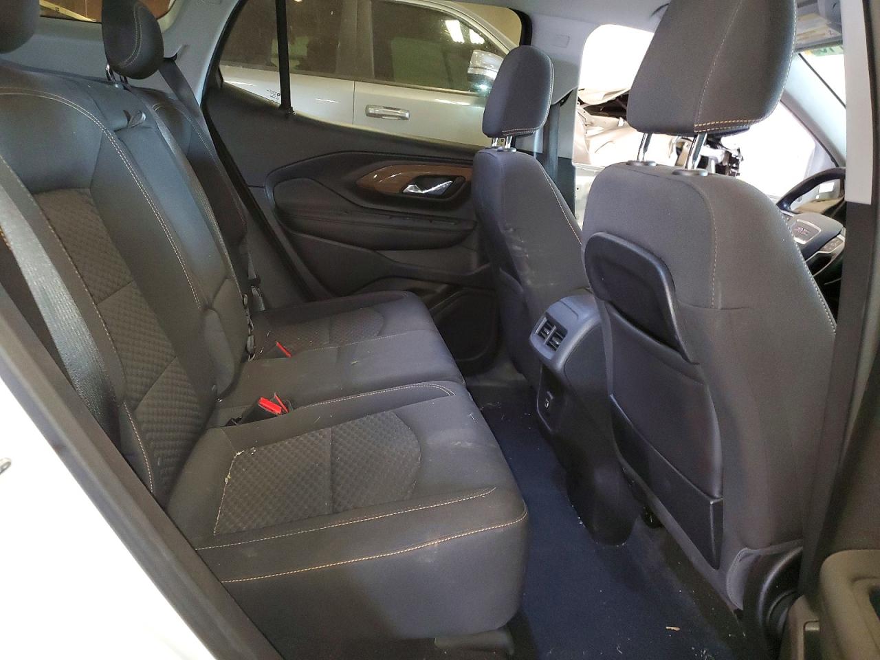 2020 GMC TERRAIN SLE photo 31