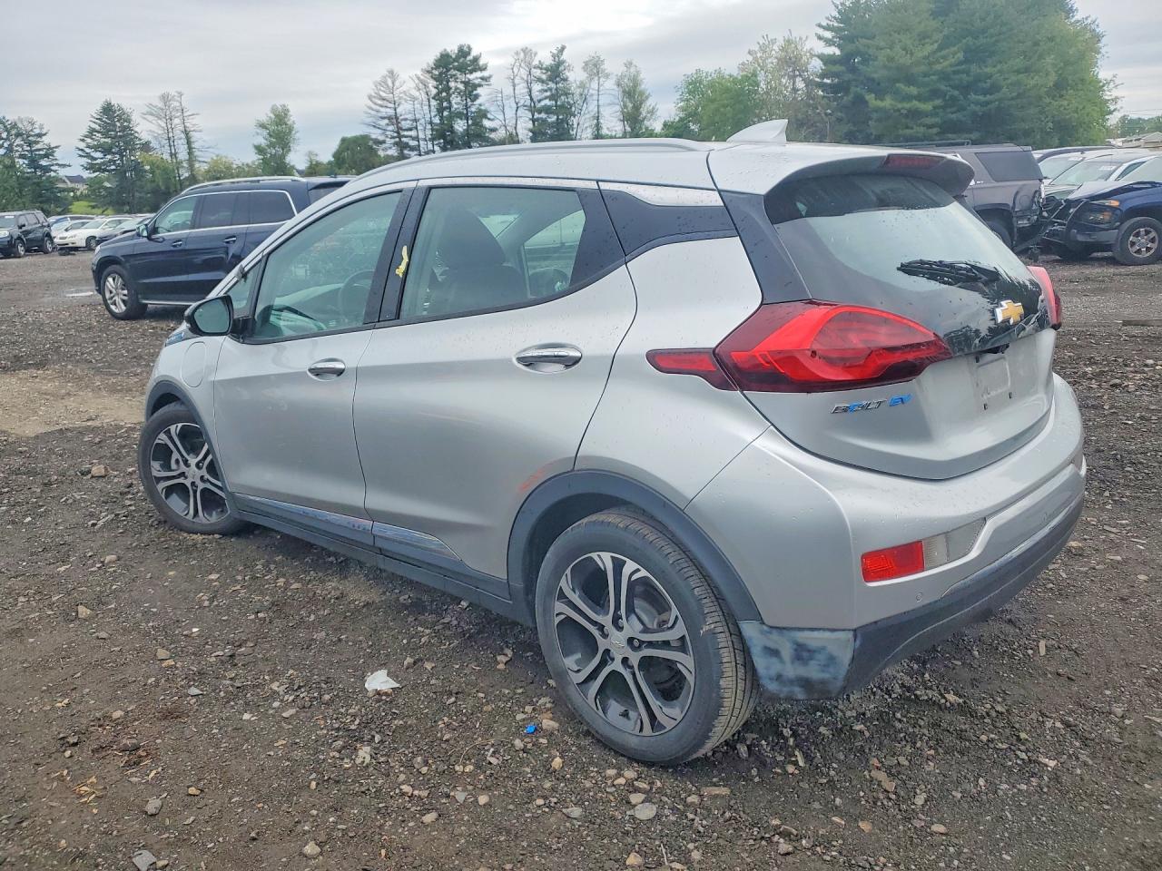 2017 CHEVROLET BOLT EV PREMIER photo 3